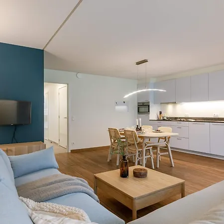 Huswell - Modern In Center Apartmán